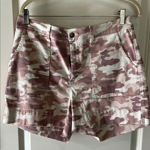 Market & Spruce Pink and Cream Camo Shorts